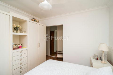 Image 21 - 999365