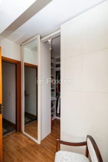 Image 24 - 999365