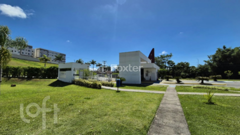 Image 30 - 999374