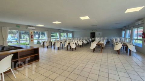 Image 39 - 999374