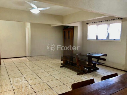 Image 34 - 999376