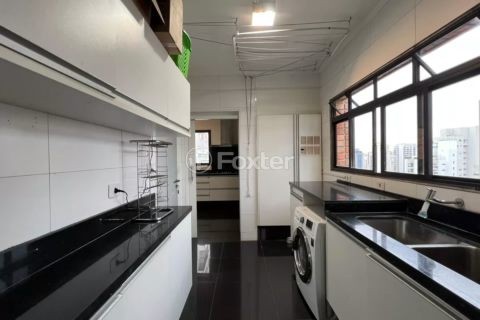 Image 37 - 999383