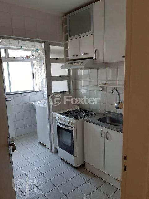 Image 7 - 999441