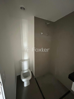Image 7 - 999488