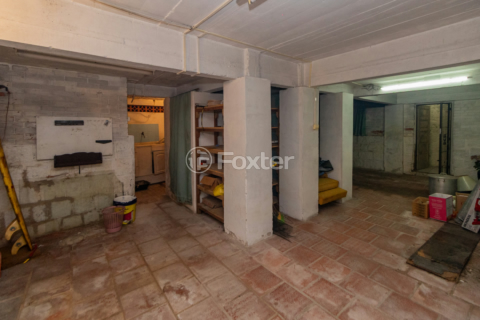 Image 4 - 999501