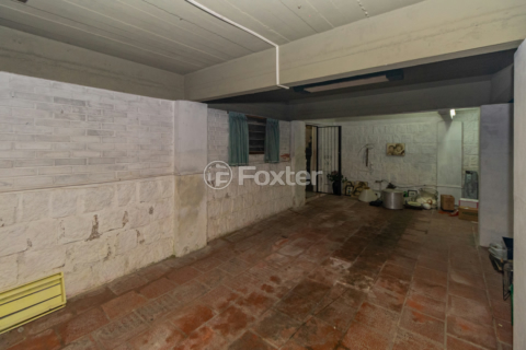Image 8 - 999501