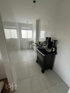Image 3 - 999507