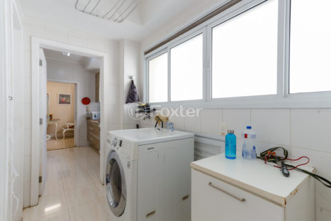 Image 32 - 999510