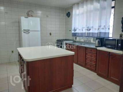 Image 7 - 999583