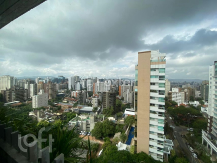Image 12 - 999617