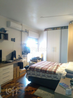 Image 7 - 999672