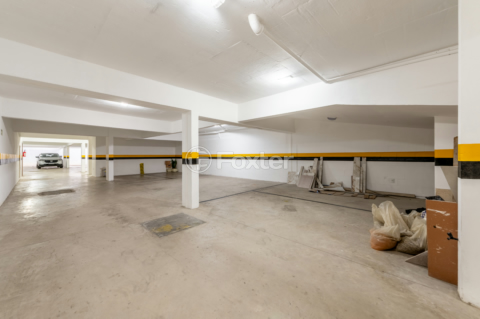 Image 31 - 999737