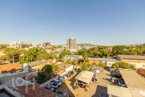 Image 3 - 999740
