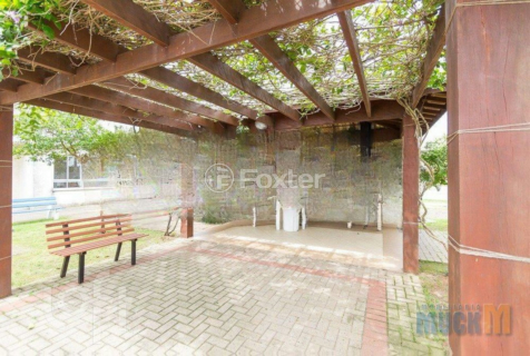 Image 19 - 999805