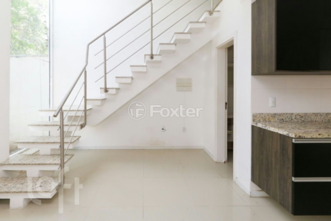 Image 1 - 999811