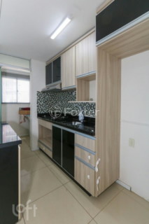 Image 3 - 999834