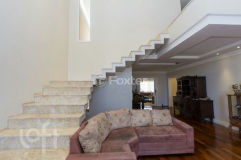 Image 3 - 999843