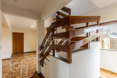 Image 3 - 999849