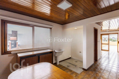 Image 35 - 999849