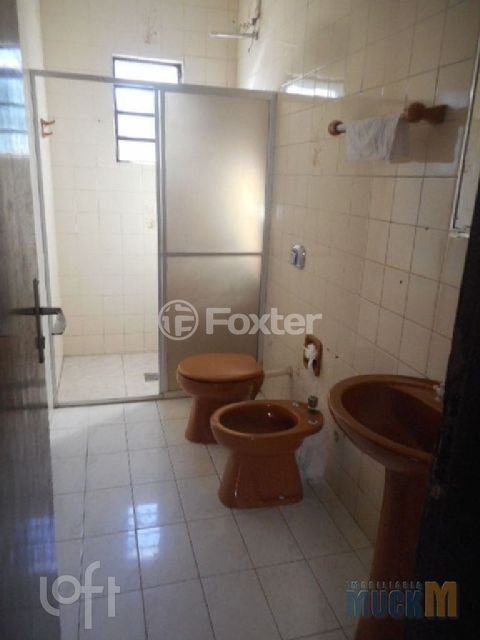 Image 3 - 999869