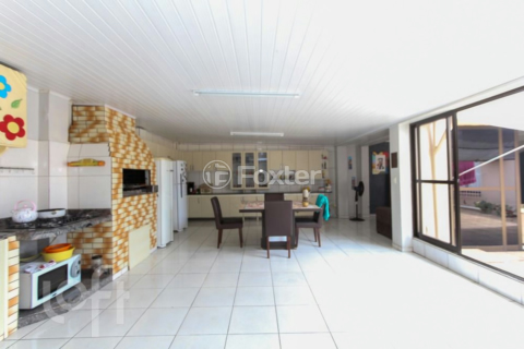 Image 3 - 999872