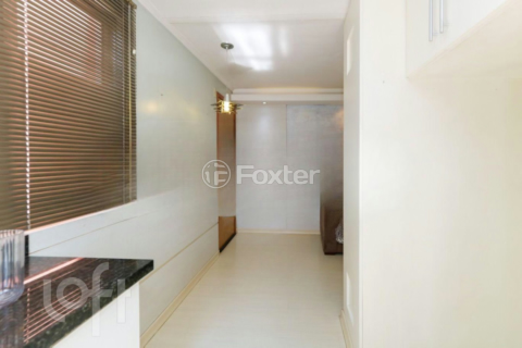 Image 3 - 999893