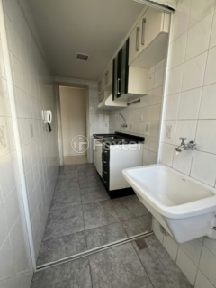 Image 33 - 999909