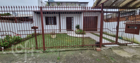 Image 11 - 999910
