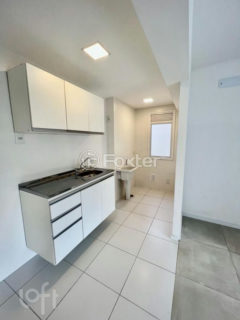 Image 20 - 999978