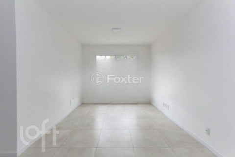 Image 21 - 999978